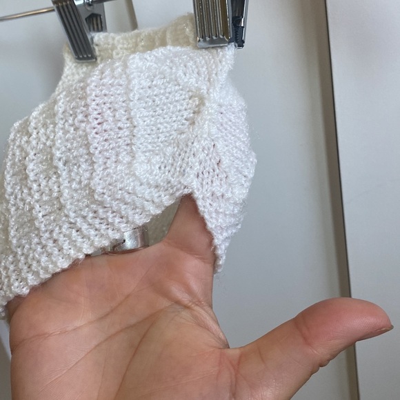 Vintage Knit Baby Bonnet - Picture 3 of 6